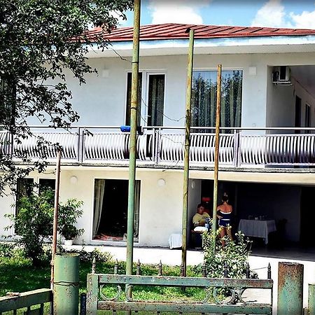 Guest House Qedi Jvari Zewnętrze zdjęcie
